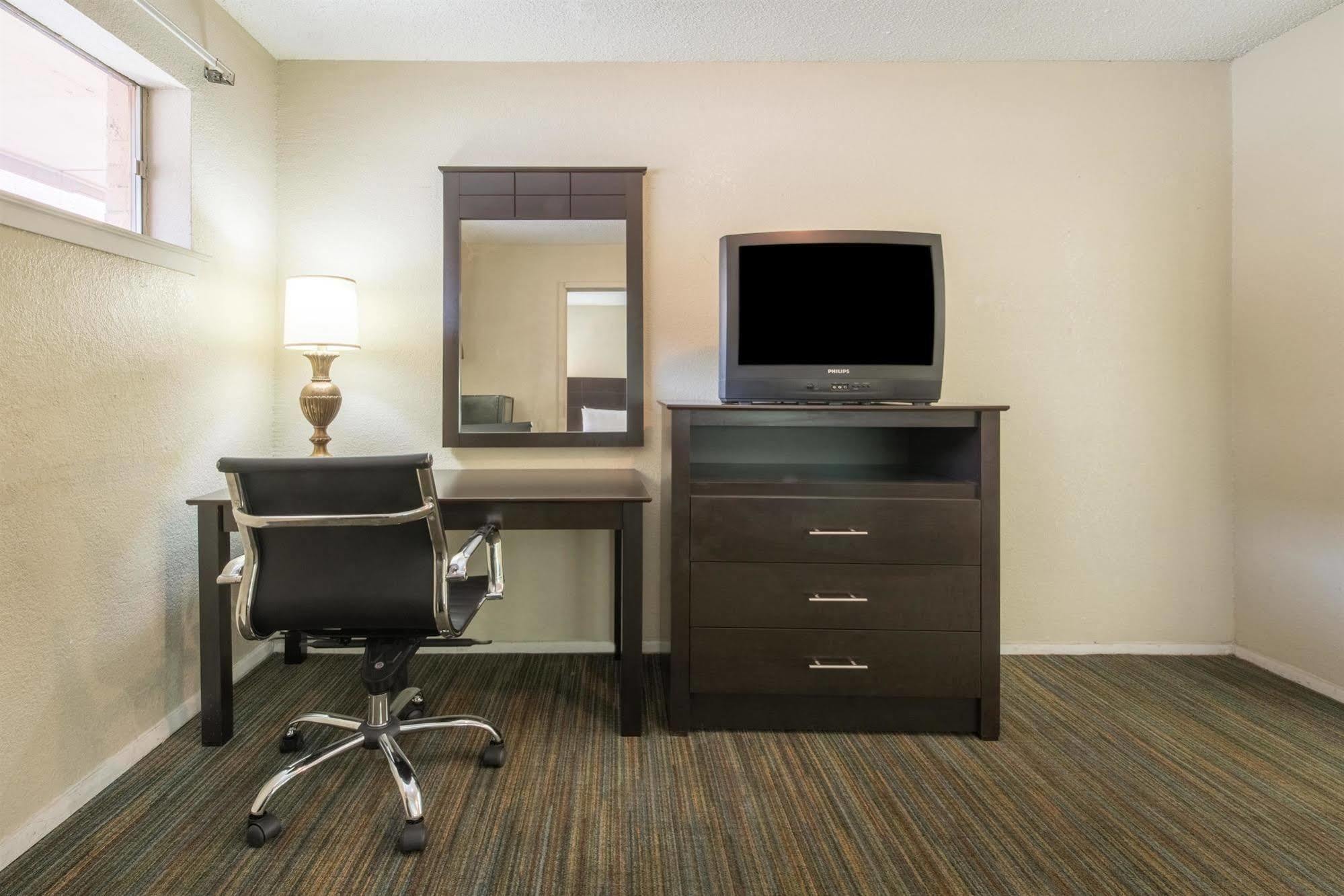 Express Inn Fort Worth Exterior photo